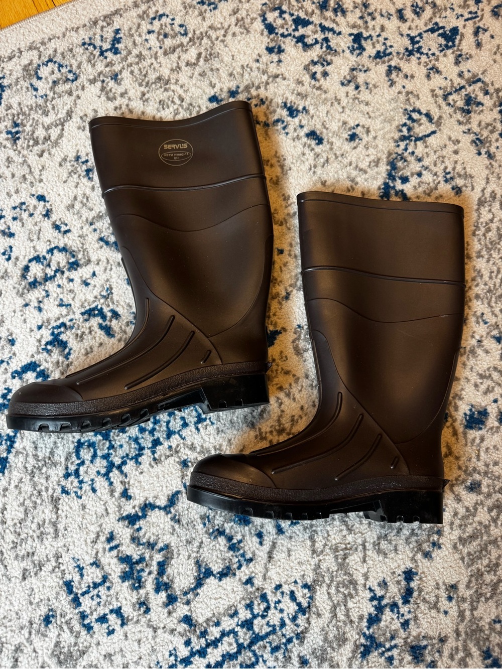 Men’s Brown Servus Rubber Boots Size 8